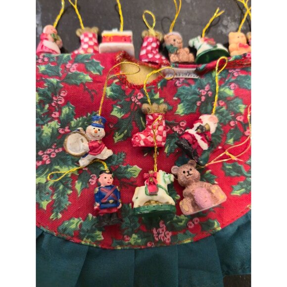 Mini Vintage Christmas Ornaments & Tree Skirt Set 1980s Holiday Miniatures  Sant - Picture 8 of 12